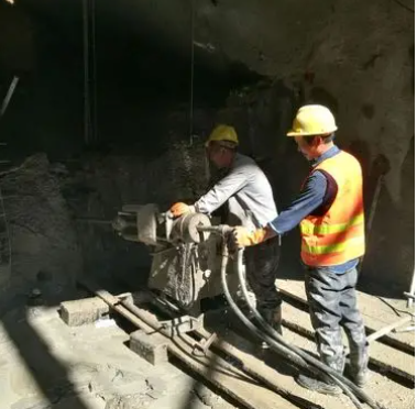 武川水下抗分散灌浆料特点 水下不分散注浆料介绍